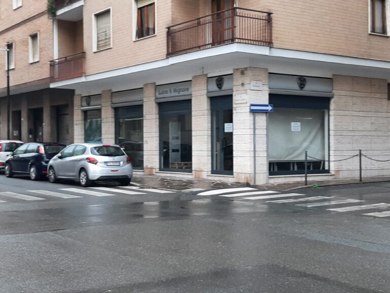 Locale commerciale Acqui T. (AL) – Rif. Vas 0417