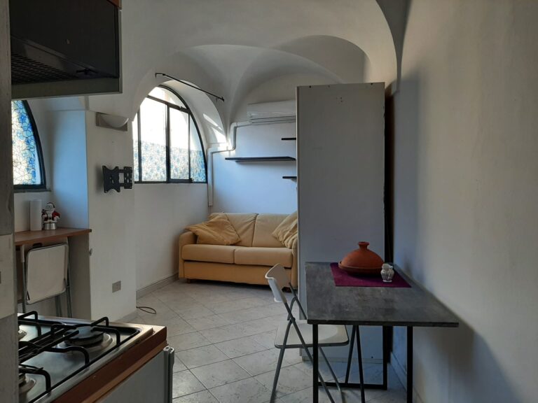 Monolocale Acqui T. (AL) – Rif. Vas 0469