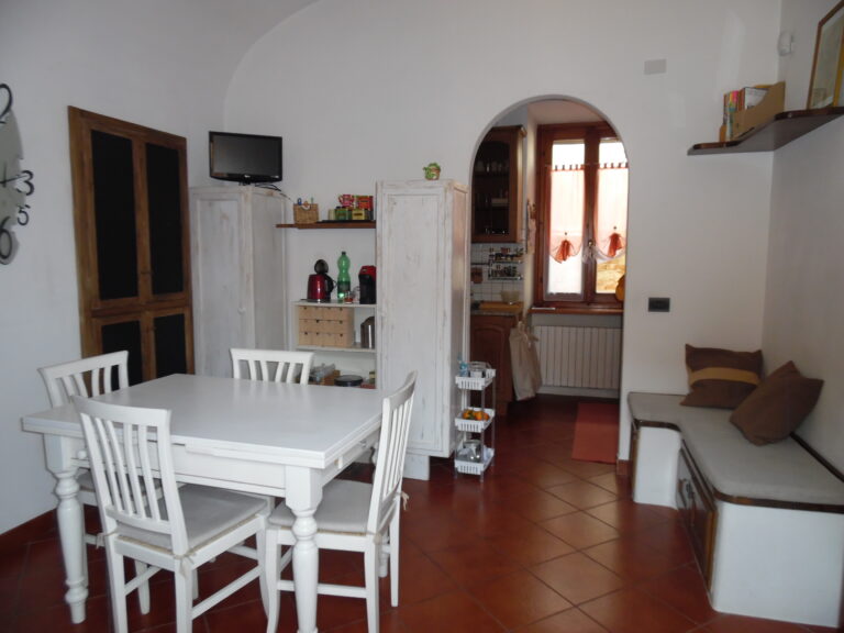 Appartamento Acqui T. (AL) – Rif. Vas 0477